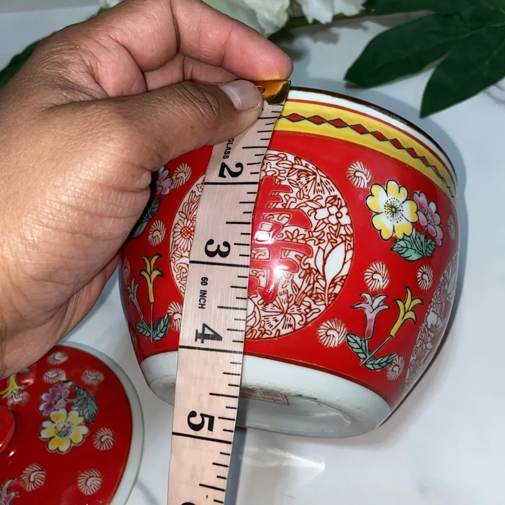 Vintage Chinese Qianlong Porcelain Jar Red Enamel Lidded Stamped Floral Design